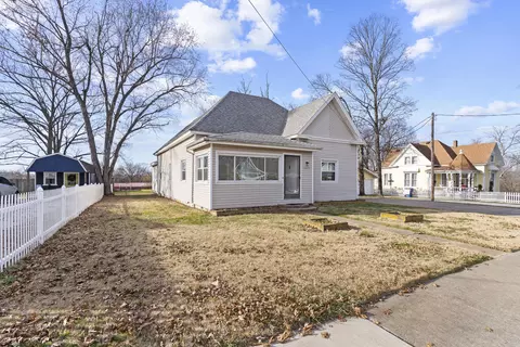 405 N 2nd Ave, Ozark, MO 65721 photo 2