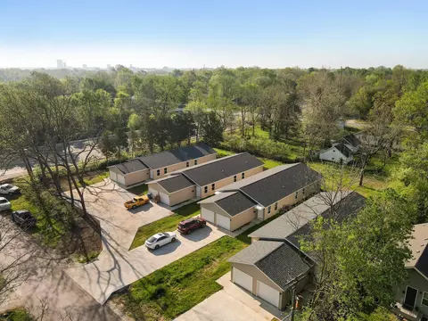 View/Area - 1610 W Ab W Scott St, Springfield, MO 65802 photo 2 of 4