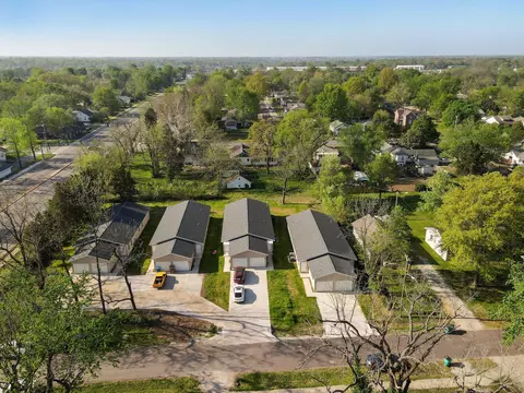 View/Area - 1610 W Ab W Scott St, Springfield, MO 65802 photo 1 of 4