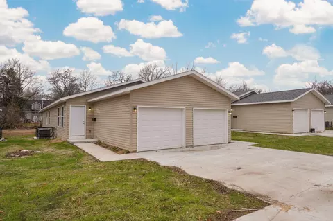 Exterior - 1610 W Ab W Scott St, Springfield, MO 65802 photo 3 of 14