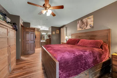 Bedroom - 1302 S 14th Ave, Ozark, MO 65721 photo 3 of 5