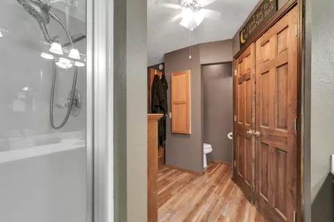 Bath - 1302 S 14th Ave, Ozark, MO 65721 photo 3 of 4