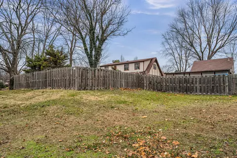 Exterior - 1302 S 14th Ave, Ozark, MO 65721 photo 14 of 19
