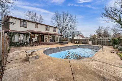 Exterior - 1302 S 14th Ave, Ozark, MO 65721 photo 7 of 19