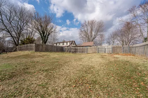 Exterior - 1302 S 14th Ave, Ozark, MO 65721 photo 18 of 19
