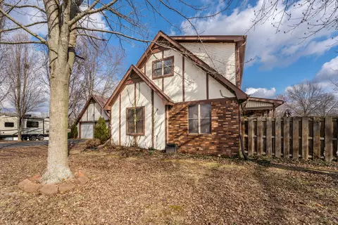 Exterior - 1302 S 14th Ave, Ozark, MO 65721 photo 3 of 19