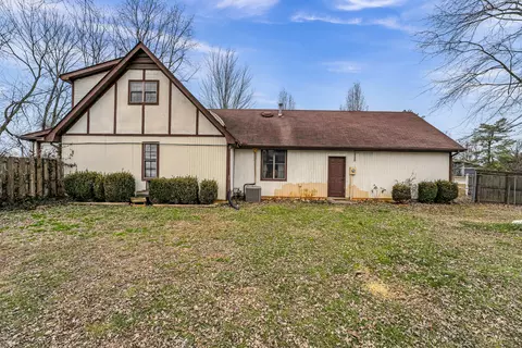 Exterior - 1302 S 14th Ave, Ozark, MO 65721 photo 11 of 19