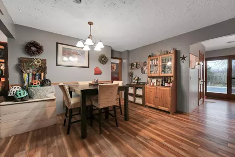 Dining - 1302 S 14th Ave, Ozark, MO 65721 photo 1 of 3