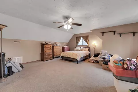 Bedroom - 1302 S 14th Ave, Ozark, MO 65721 photo 4 of 5