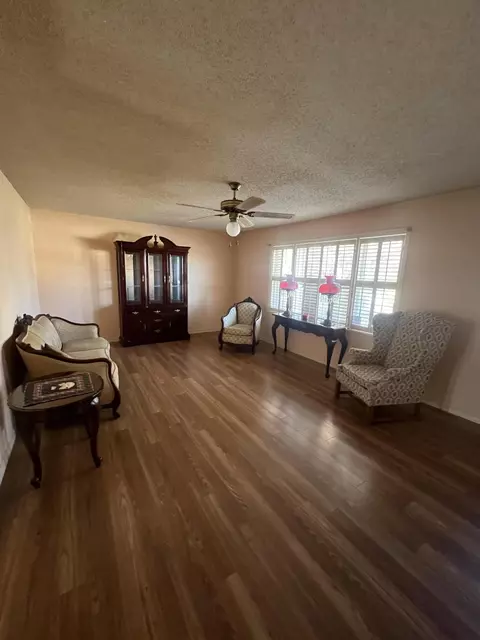 807 Hillcrest Dr, Monett, MO 65708 photo 7
