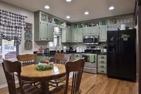 1505 E Sycamore St, Ozark, MO 65721 photo 8