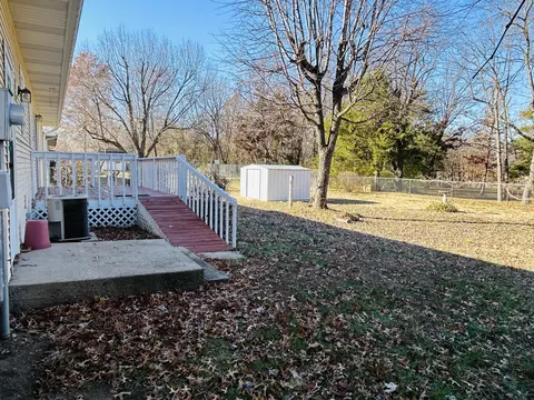 112 Palmer Dr, Monett, MO 65708 photo 7