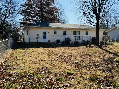 112 Palmer Dr, Monett, MO 65708 photo 4