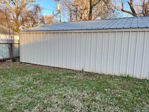 1153 S Florence Ave, Springfield, MO 65807 photo 5