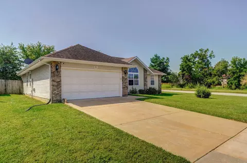 902 W Dustin Ln, Nixa, MO 65714 photo 4