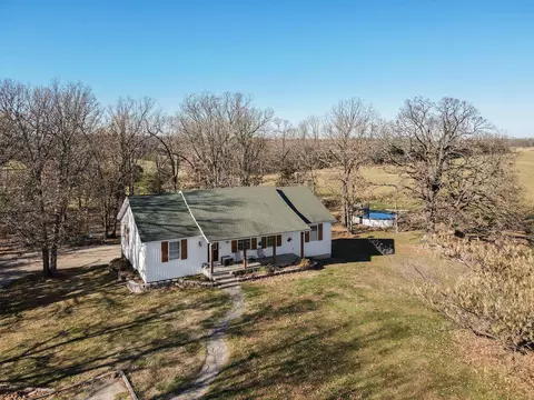 989 Sand Springs Rd, Marshfield, MO 65706 photo 3
