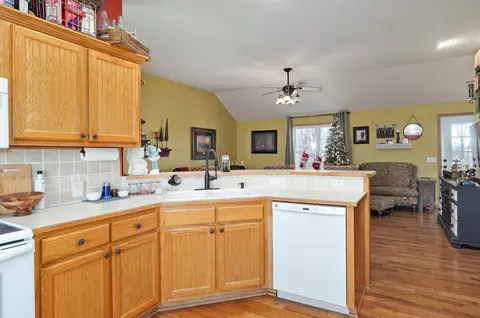 989 Sand Springs Rd, Marshfield, MO 65706 photo 15
