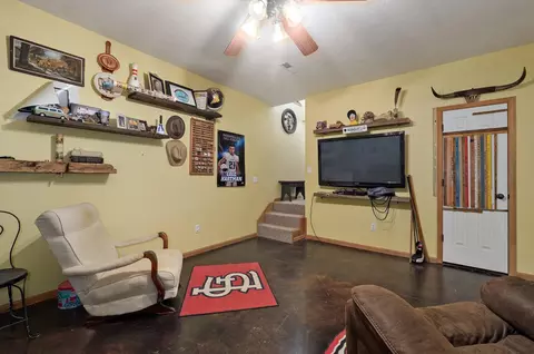 989 Sand Springs Rd, Marshfield, MO 65706 photo 28