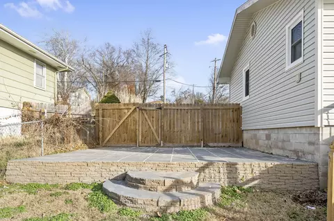 807 S 7th Ave, Ozark, MO 65721 photo 23