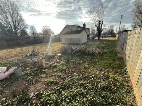 3679 W Watkins St, Springfield, MO 65802 photo 23