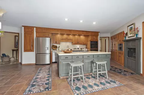 3800 E Meadowmere Pl, Springfield, MO 65809 photo 14
