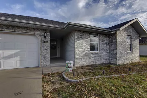 1011 E Lily Dr, Ozark, MO 65721 photo 2