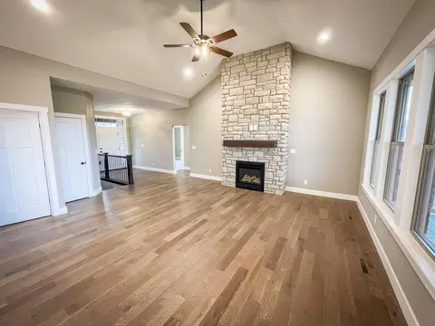 1672 W Silver Oak Dr, Springfield, MO 65810 photo 11