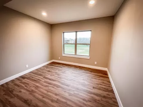1672 W Silver Oak Dr, Springfield, MO 65810 photo 41