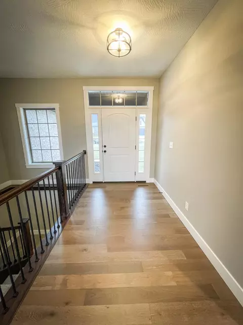 1672 W Silver Oak Dr, Springfield, MO 65810 photo 9
