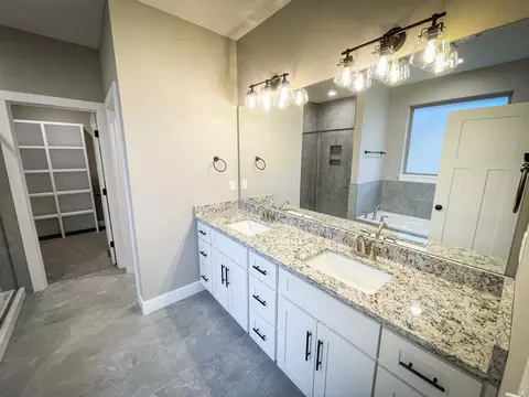 1672 W Silver Oak Dr, Springfield, MO 65810 photo 23