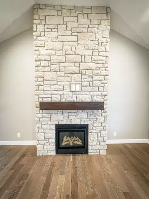 1672 W Silver Oak Dr, Springfield, MO 65810 photo 12