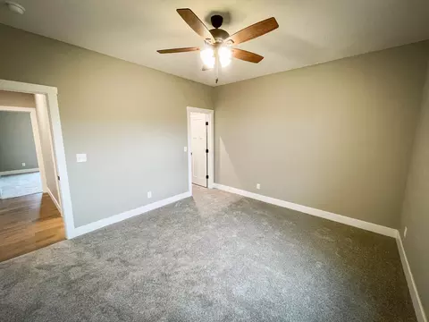 1672 W Silver Oak Dr, Springfield, MO 65810 photo 38