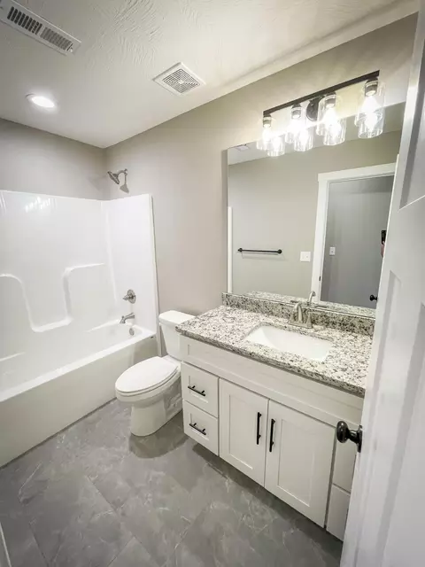 1672 W Silver Oak Dr, Springfield, MO 65810 photo 48
