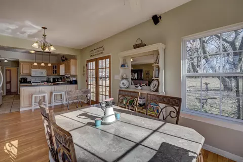 809 Shawnee Ave, Seneca, MO 64865 photo 16