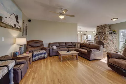 809 Shawnee Ave, Seneca, MO 64865 photo 8