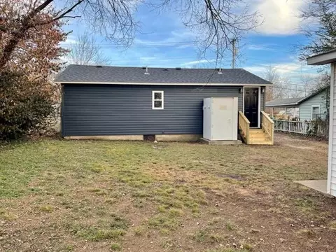 110 Eisenhower St, Monett, MO 65708 photo 10