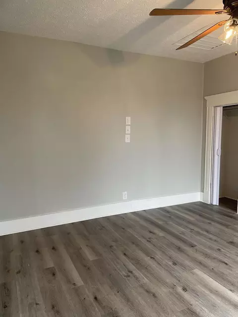 1020 W Locust St, Springfield, MO 65803 photo 11