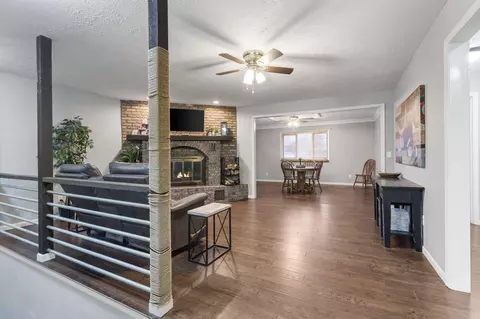 1314 E Carleton St, Springfield, MO 65804 photo 5