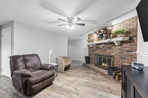 1314 E Carleton St, Springfield, MO 65804 photo 27