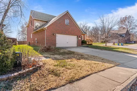 1014 W Cory St, Ozark, MO 65721 photo 4