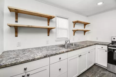1422 N West Ave, Springfield, MO 65802 photo 12