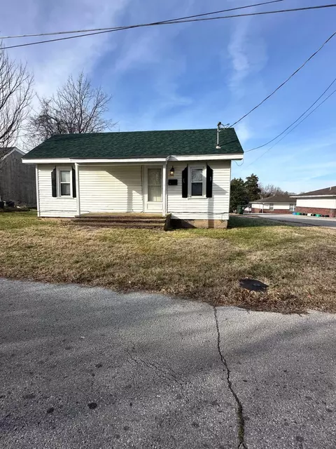 245 North St, Marshfield, MO 65706 photo 2