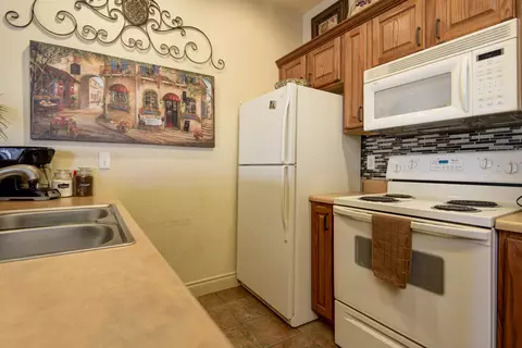 201 Golfview Dr #8, Branson, MO 65616 photo 5
