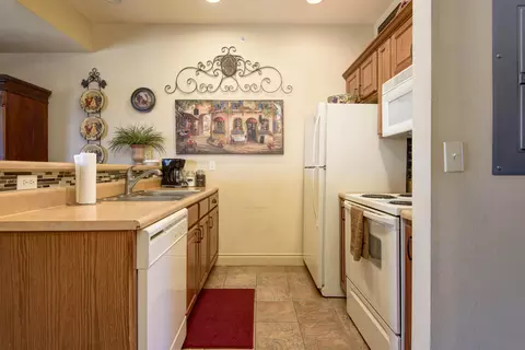 201 Golfview Dr #8, Branson, MO 65616 photo 6