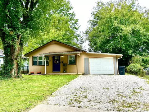 1661 N Hayes Ave, Springfield, MO 65803 photo 2