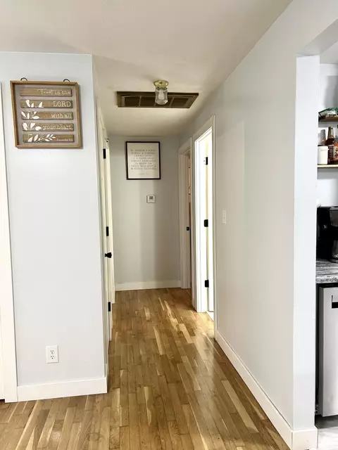 1661 N Hayes Ave, Springfield, MO 65803 photo 9