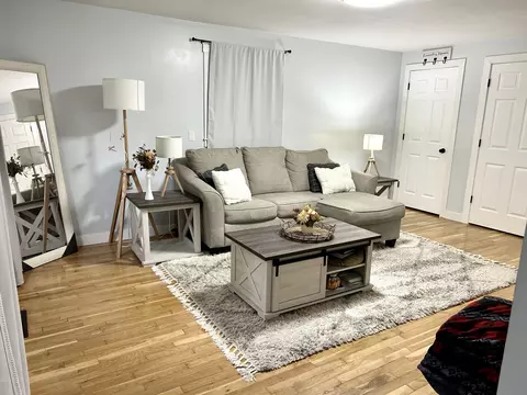 1661 N Hayes Ave, Springfield, MO 65803 photo 3