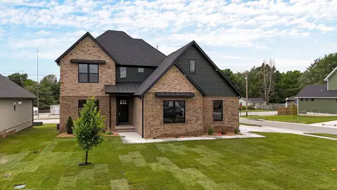 4921 S Aaron Ave, Springfield, MO 65810