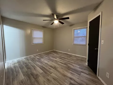 4437 S Meadowlark Dr, Springfield, MO 65810 photo 9