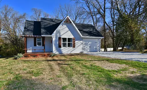 302 N 7th St, Ozark, MO 65721 photo 2